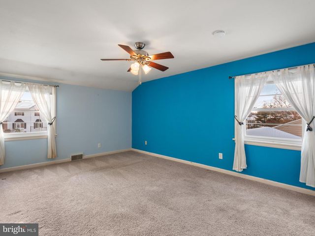 405 REVERE RD, Lafayette Hill, PA 19444