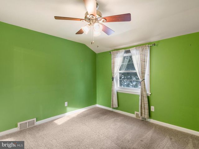 405 REVERE RD, Lafayette Hill, PA 19444