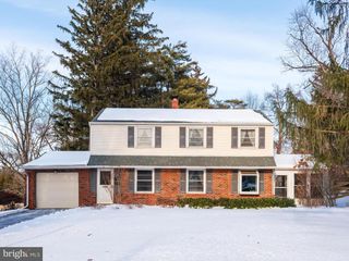 405 REVERE RD, Lafayette Hill, PA 19444