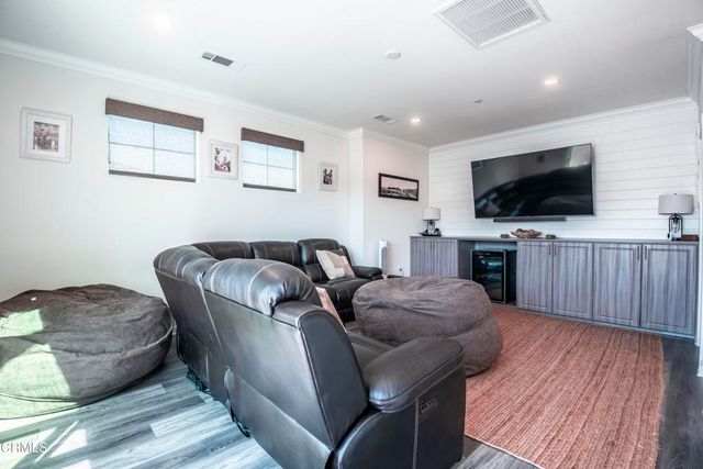 501 Winchester Drive, Oxnard, CA 93036