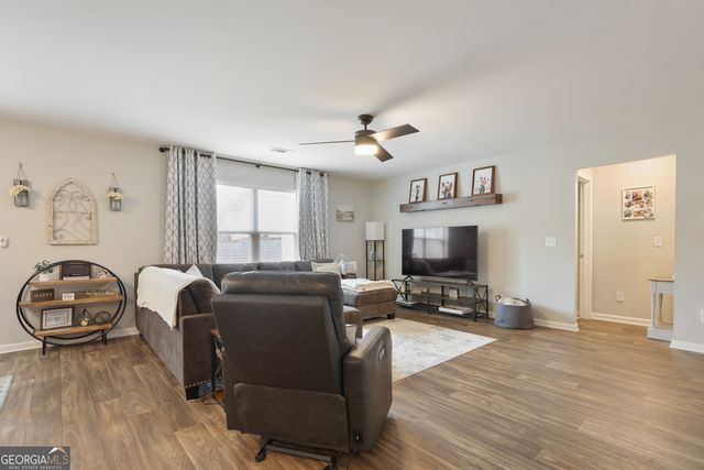 138 Charleston Lane, Milner, GA 30257