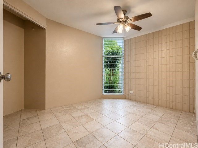 46-283 Kahuhipa Street C1201, Kaneohe, HI 96744