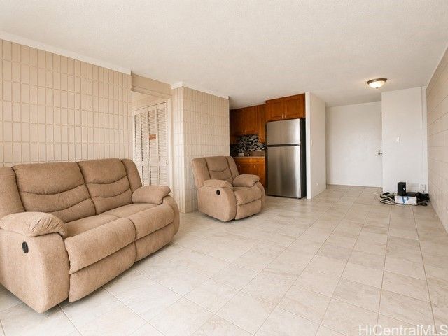 46-283 Kahuhipa Street C1201, Kaneohe, HI 96744
