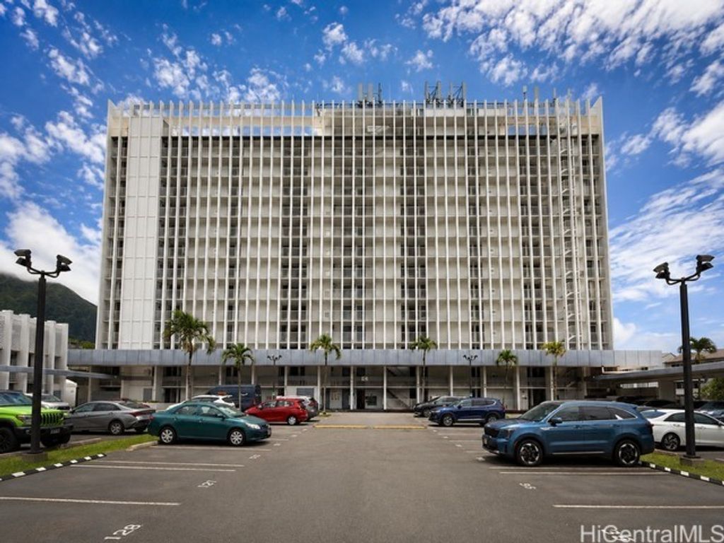 46-283 Kahuhipa Street C1201, Kaneohe, HI 96744