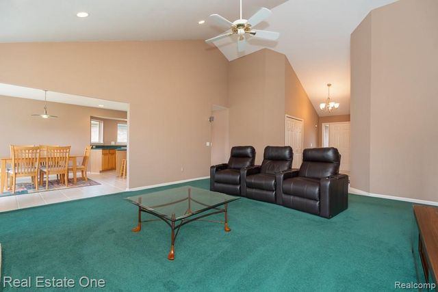 52033 Pebble Creek Drive, New Baltimore, MI 48047