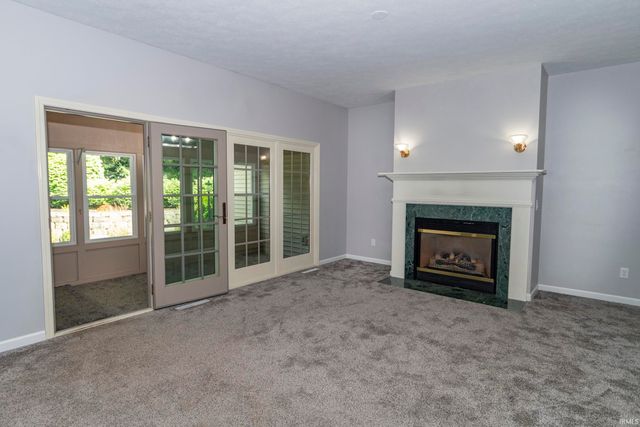 2112 FOXBORO Court, Mishawaka, IN 46545