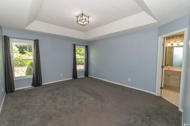 2112 FOXBORO Court, Mishawaka, IN 46545