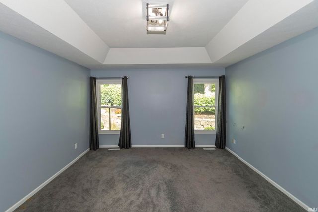 2112 FOXBORO Court, Mishawaka, IN 46545