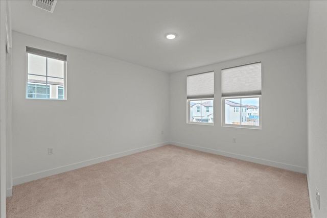 15961 Mavericks Ln, Lathrop, CA 95330