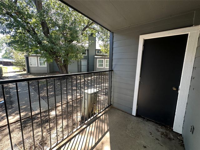 9696 Walnut Street 1202, Dallas, TX 75243