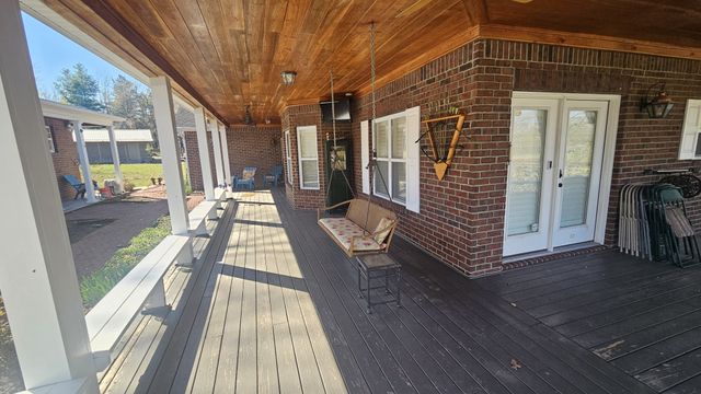 2769 New Hall Rd, Greenbrier, TN 37073