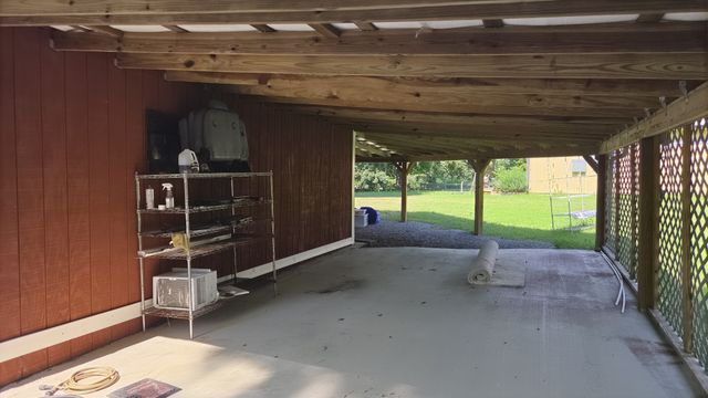 2769 New Hall Rd, Greenbrier, TN 37073