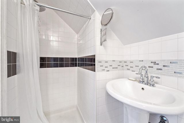 4129 9TH ST NW, Washington, DC 20011