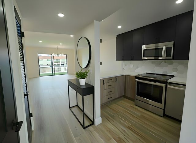 3001 Sunrise Lakes Drive E 303, Sunrise, FL 33322