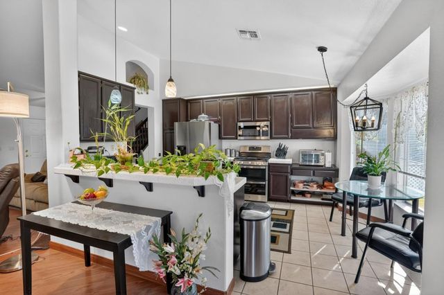 6510 Kenbridge St, Elk Grove, CA 95758