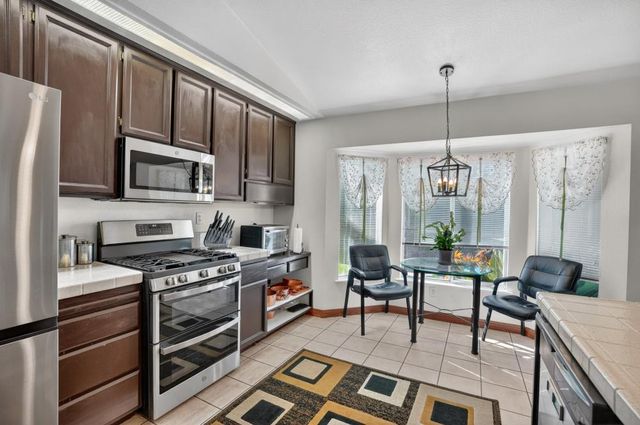 6510 Kenbridge St, Elk Grove, CA 95758