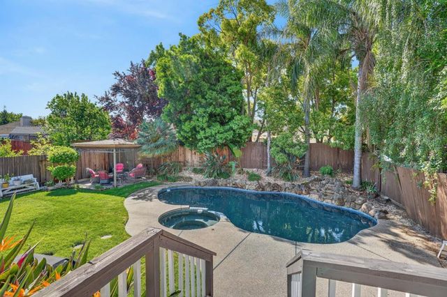 6510 Kenbridge St, Elk Grove, CA 95758