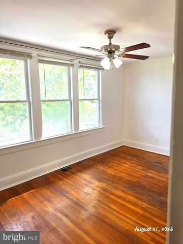 162 T ST NE, Washington, DC 20002