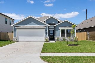 3134 Emerald Hills Drive, Angleton, TX 77515