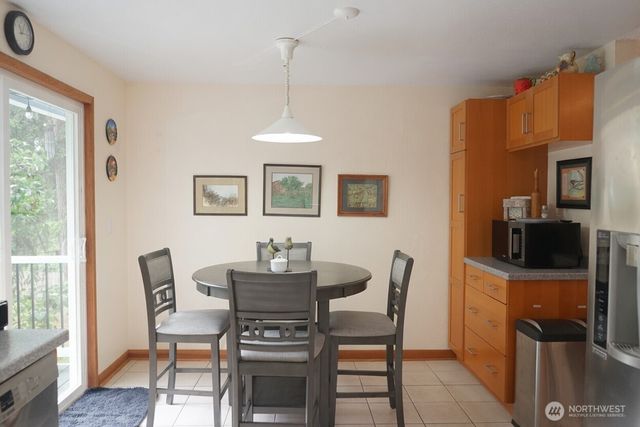 7733 Redstart Drive SE, Olympia, WA 98513