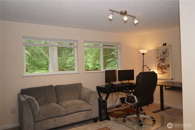 7733 Redstart Drive SE, Olympia, WA 98513