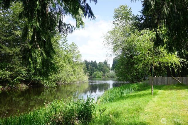 7733 Redstart Drive SE, Olympia, WA 98513