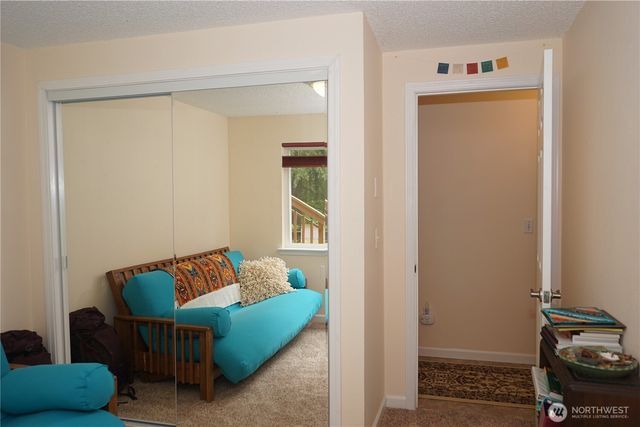 7733 Redstart Drive SE, Olympia, WA 98513