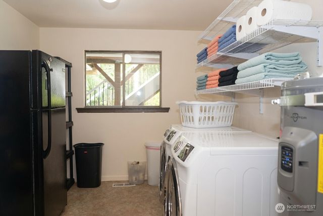 7733 Redstart Drive SE, Olympia, WA 98513
