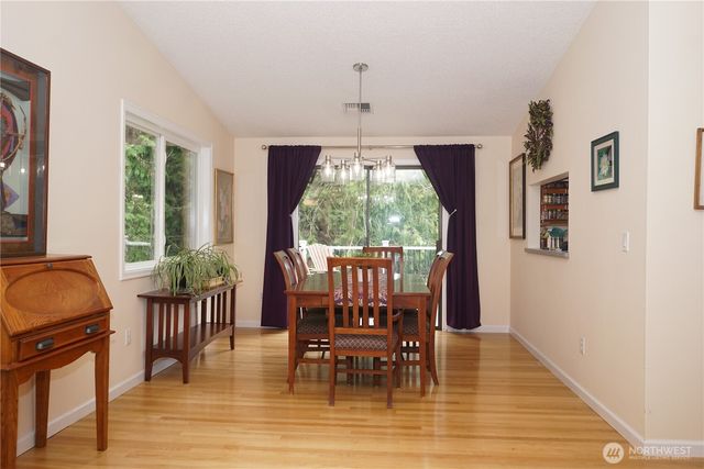 7733 Redstart Drive SE, Olympia, WA 98513
