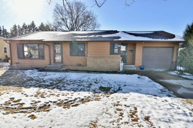 718 Stearns Avenue, Paynesville, MN 56362