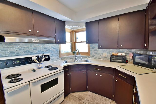 718 Stearns Avenue, Paynesville, MN 56362