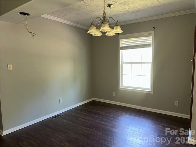 2410 Annwood Court, Newton, NC 28658