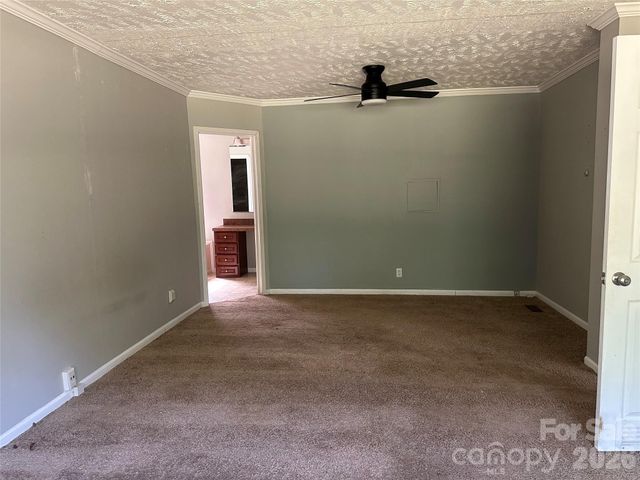 2410 Annwood Court, Newton, NC 28658