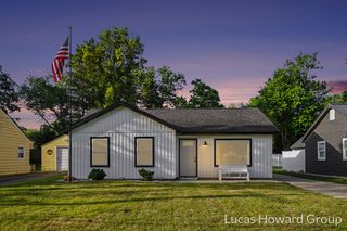 3426 Mulhearn Avenue, Kalamazoo Twp, MI 49048