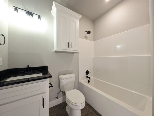 9 Langholm Circle, Bella Vista, AR 72715