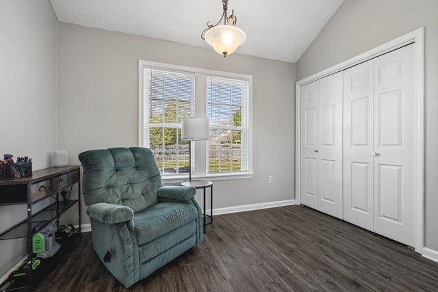 2565 LAKESIDE DR, Memphis, TN 38133