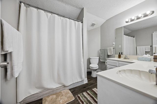 2565 LAKESIDE DR, Memphis, TN 38133