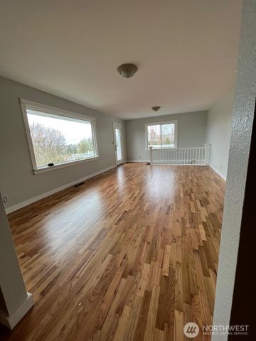 7756 14th Avenue SW, Seattle, WA 98106