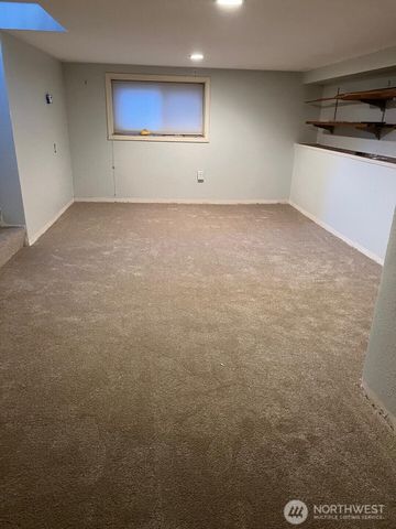 7756 14th Avenue SW, Seattle, WA 98106