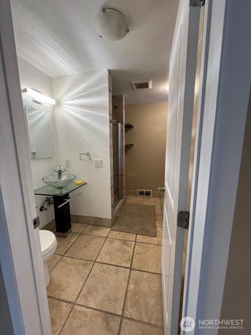 7756 14th Avenue SW, Seattle, WA 98106