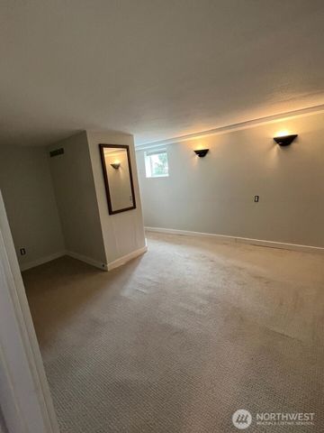 7756 14th Avenue SW, Seattle, WA 98106