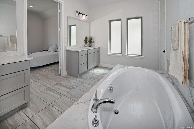 24118 Sidehill Lie, San Antonio, TX 78261