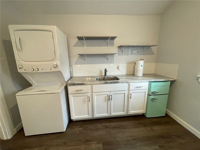 408 East North, Bryan, TX 77801