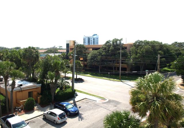 7000 Ocean Blvd. N # 327, Myrtle Beach, SC 29572