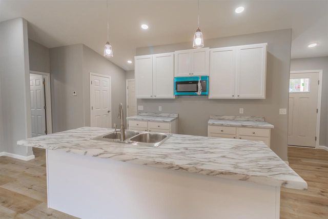 5565 FOREST CREEK ROAD, Stevens Point, WI 54482