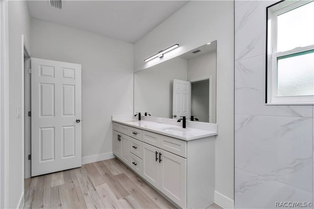 7644 N Voyager Drive, Citrus Springs, FL 34433