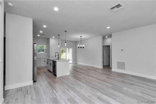 7644 N Voyager Drive, Citrus Springs, FL 34433