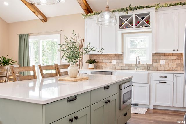 478 GREENFIELD Court, Dahinda, IL 61428