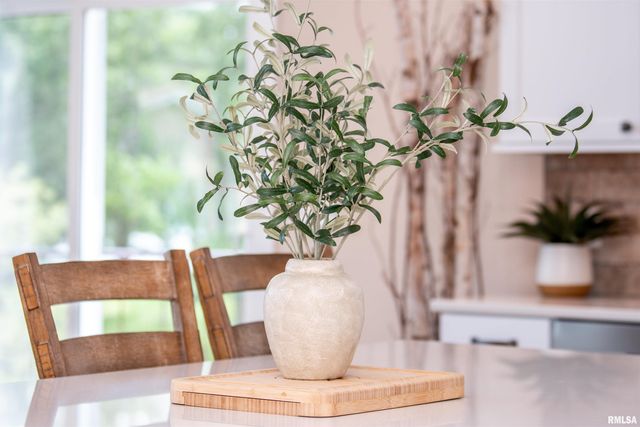 478 GREENFIELD Court, Dahinda, IL 61428