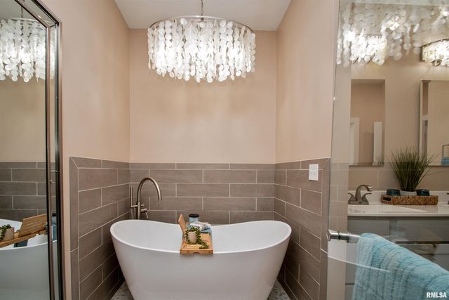 478 GREENFIELD Court, Dahinda, IL 61428